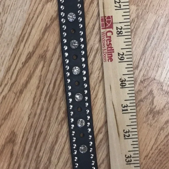 Nocona ladies leather belt with studs - Picture 7 of 7